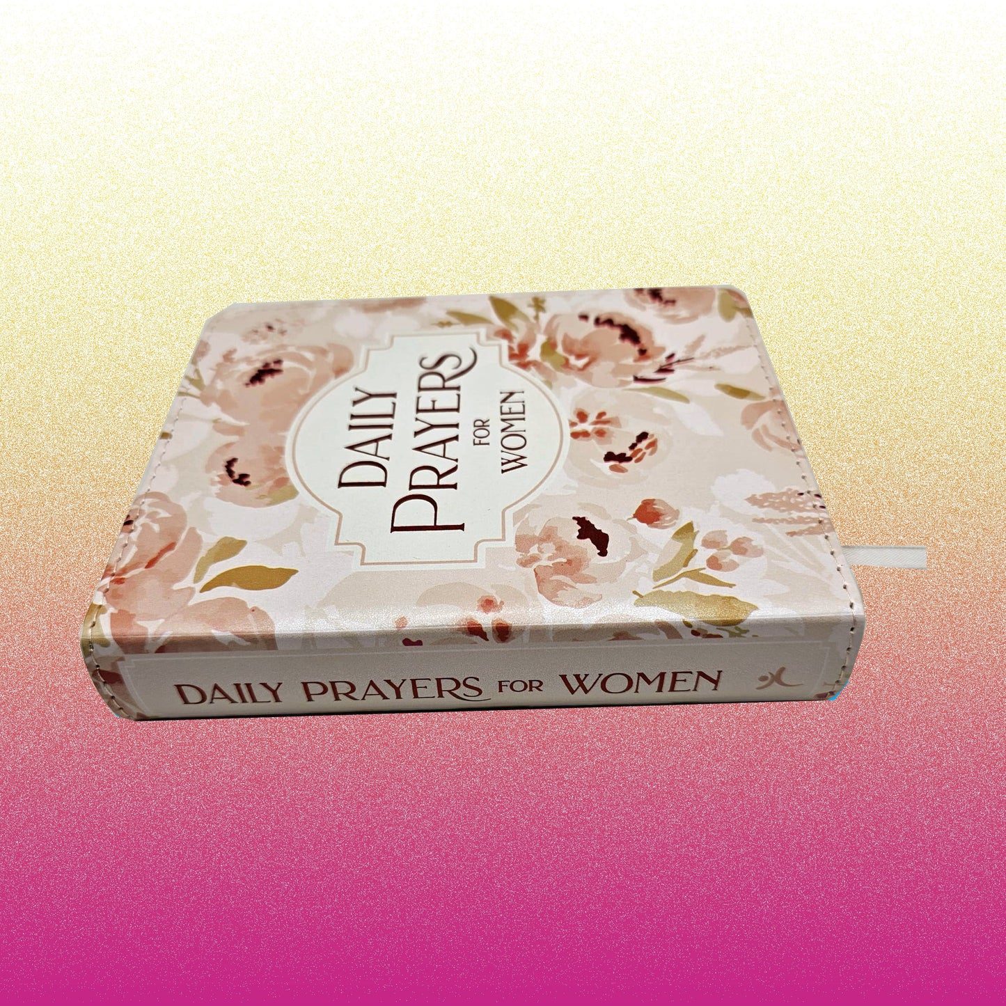 Daily Prayers for Women Pink Floral Faux Leather Devotional BY RONALD A BEERS, AMY E MASON, KATHERINE J BUTLER