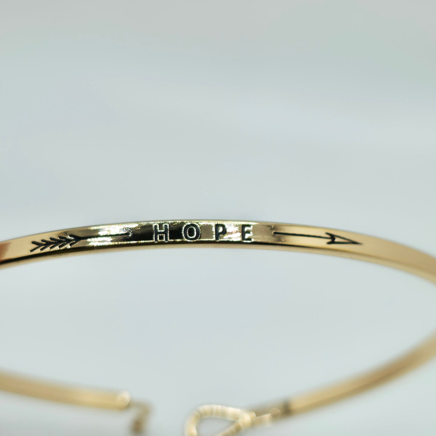 HOPE (Arrow) Inspirational Message Bracelet Positive Message Engraved Thin Bangle - Jewelry