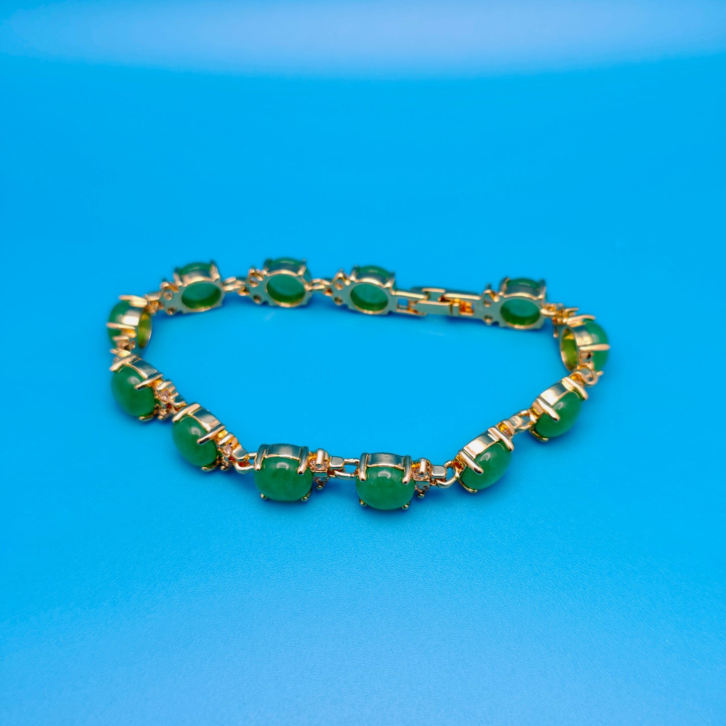 Vintage Green Round Jade Bracelet Golden Bronze - Jewelry