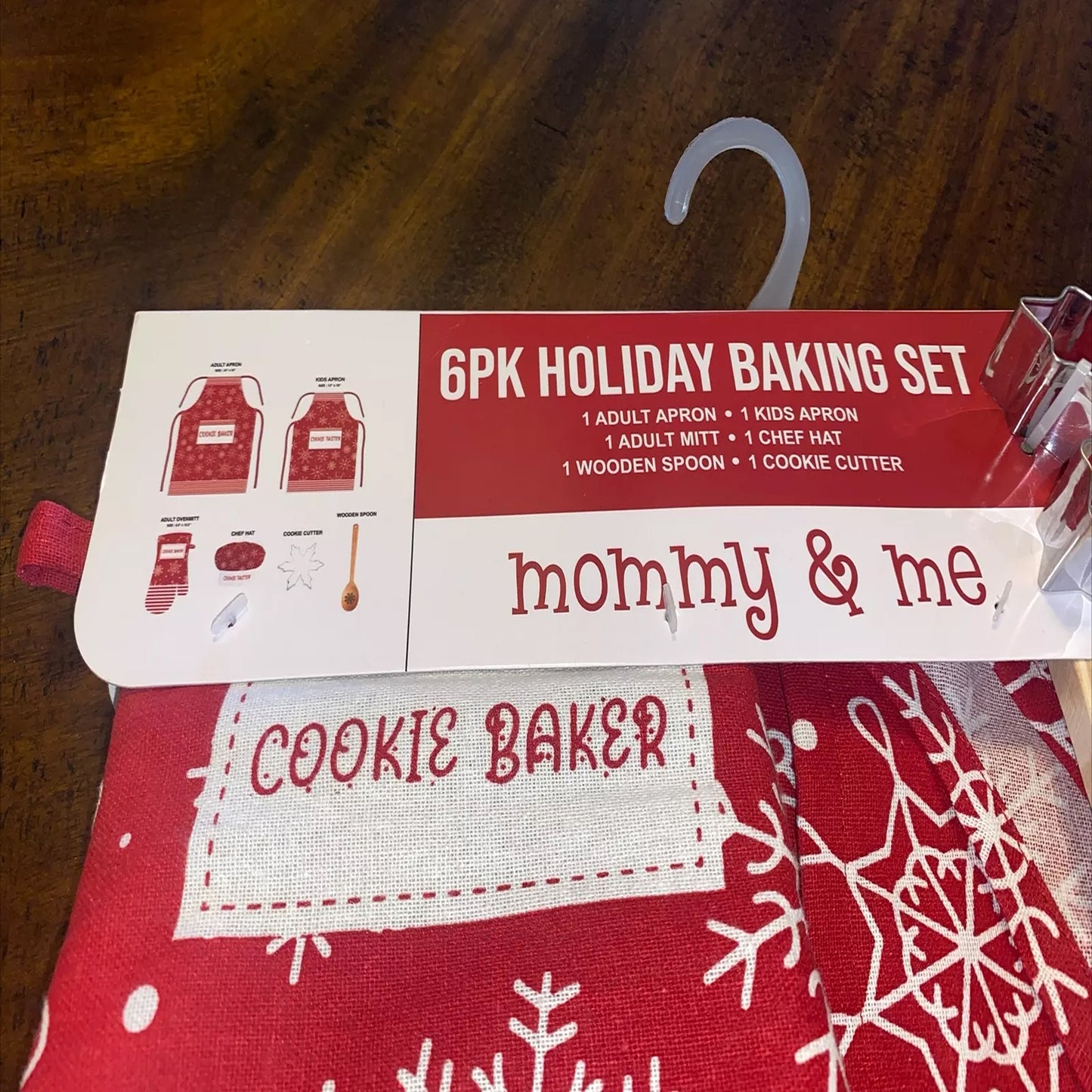 6 Pack Holiday Mommy & Me Baking Cookie Taster Baker Cooking Christmas Apron Set (Snowflakes)